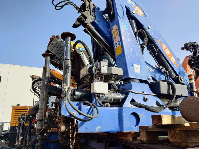 PM autolaadkraan / crane remote control Serie 12.5 - Flèche: photos 2 PM autolaadkraan / crane remote control Serie 12.5 - Flèche: photos 2