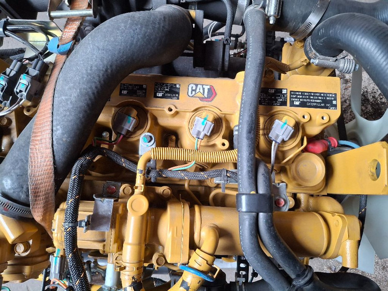Moteur Caterpillar C3.3B: photos 7