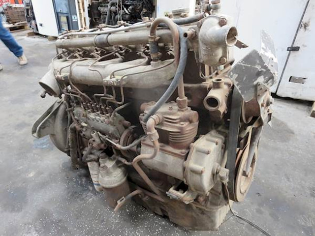 DAF 825 (DH825) - Moteur: photos 2 DAF 825 (DH825) - Moteur: photos 2