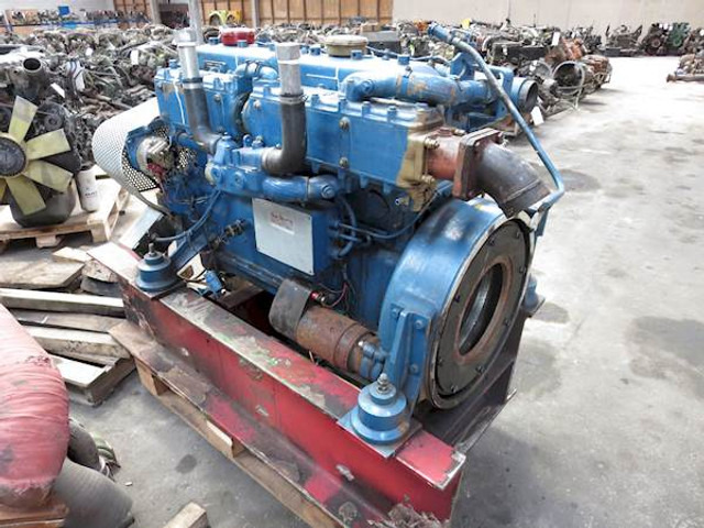 DAF 825 (DH825M) - Moteur pour Camion: photos 3 DAF 825 (DH825M) - Moteur pour Camion: photos 3
