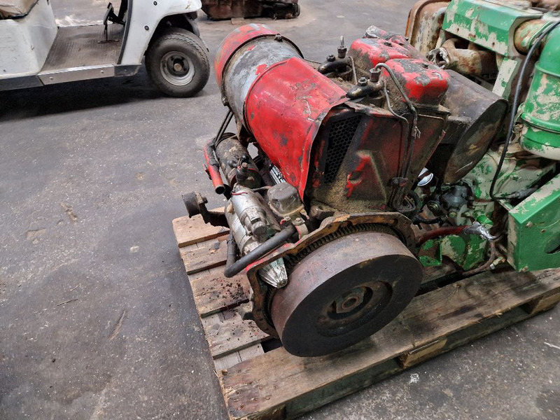 Deutz F2L912 - Moteur: photos 4 Deutz F2L912 - Moteur: photos 4