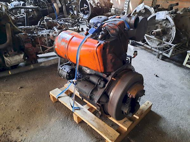 Deutz F2L912 - Moteur: photos 2 Deutz F2L912 - Moteur: photos 2