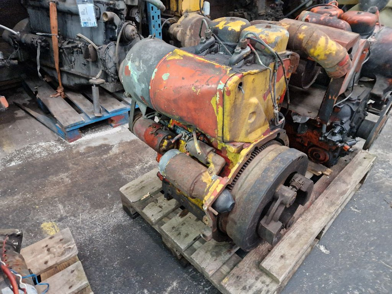 Deutz F2L912 - Moteur: photos 5 Deutz F2L912 - Moteur: photos 5