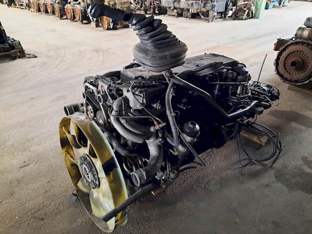 MAN D0836 LFL50 (240HP) - Moteur: photos 3 MAN D0836 LFL50 (240HP) - Moteur: photos 3