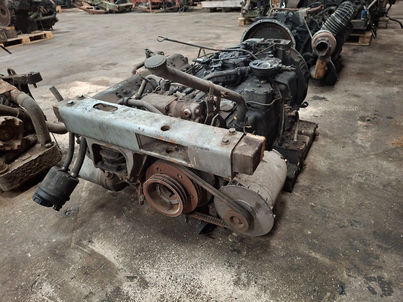MAN D2866LUH23 (260HP) - Moteur: photos 3 MAN D2866LUH23 (260HP) - Moteur: photos 3