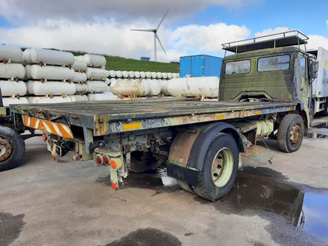 Mercedes-Benz 1213 - Camion plateau: photos 4 Mercedes-Benz 1213 - Camion plateau: photos 4