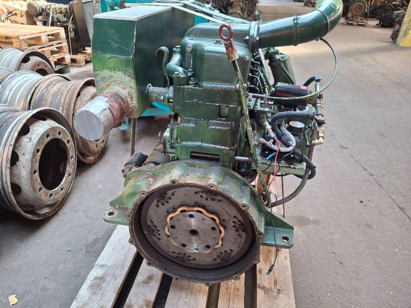 Mercedes-Benz OM352 - Moteur: photos 5 Mercedes-Benz OM352 - Moteur: photos 5