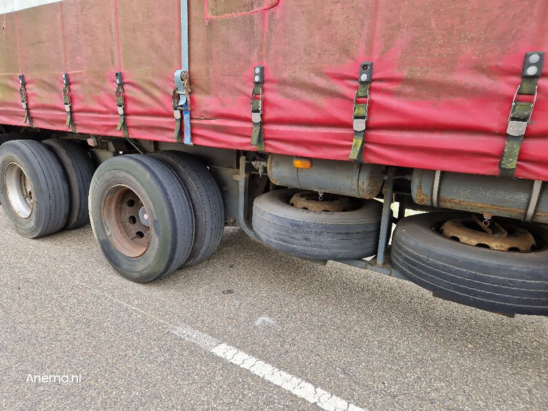 Pacton THD 232 - Semi-remorque rideaux coulissants: photos 3 Pacton THD 232 - Semi-remorque rideaux coulissants: photos 3