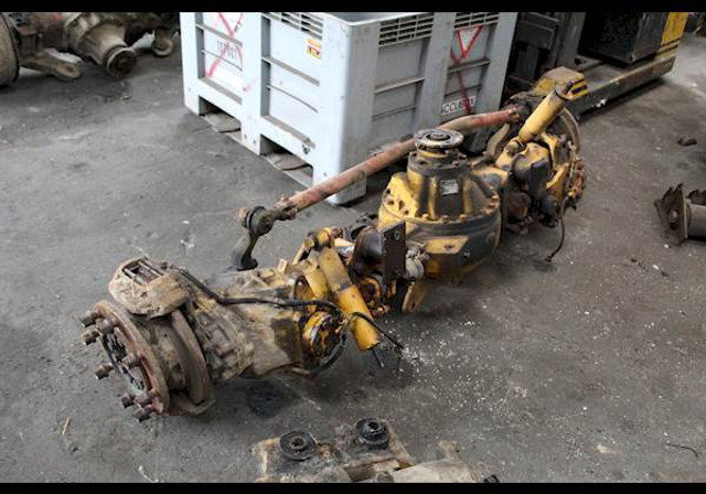 Renault 4888 - Essieu avant pour Camion: photos 4 Renault 4888 - Essieu avant pour Camion: photos 4