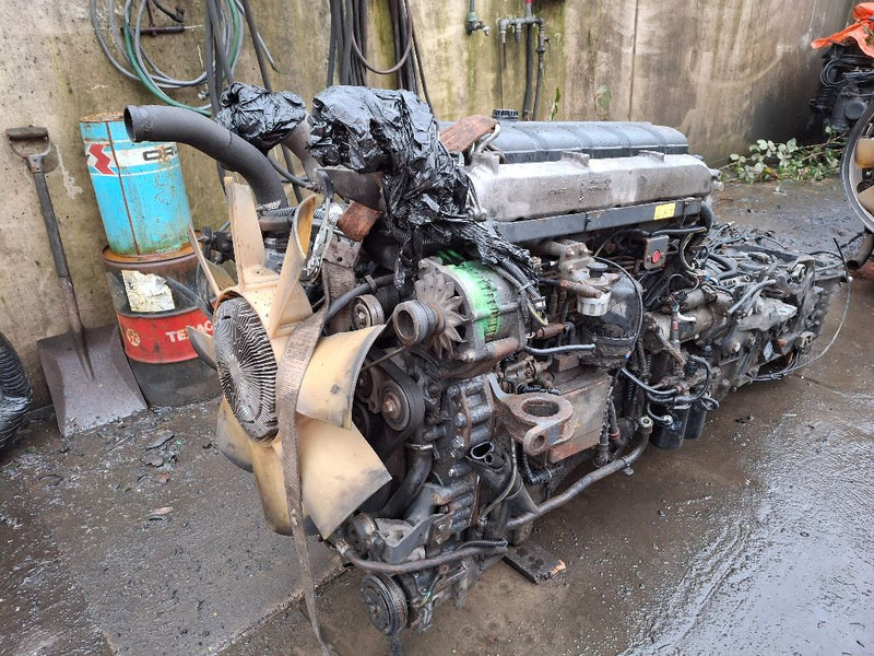 Renault PREMIUM - Moteur: photos 1 Renault PREMIUM - Moteur: photos 1