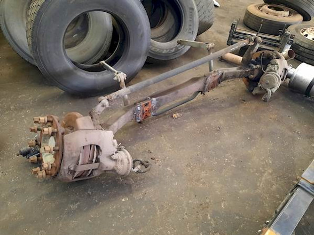 Volvo FAT7.5 - Essieu avant pour Camion: photos 1 Volvo FAT7.5 - Essieu avant pour Camion: photos 1