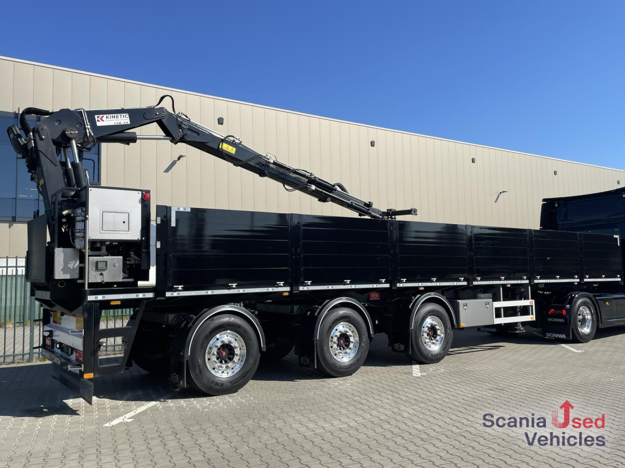 PACTON PACTON TPL.342 CB LIFT AXLE KINETIC 13R-3X CRANE - Remorque plateau: photos 1 PACTON PACTON TPL.342 CB LIFT AXLE KINETIC 13R-3X CRANE - Remorque plateau: photos 1