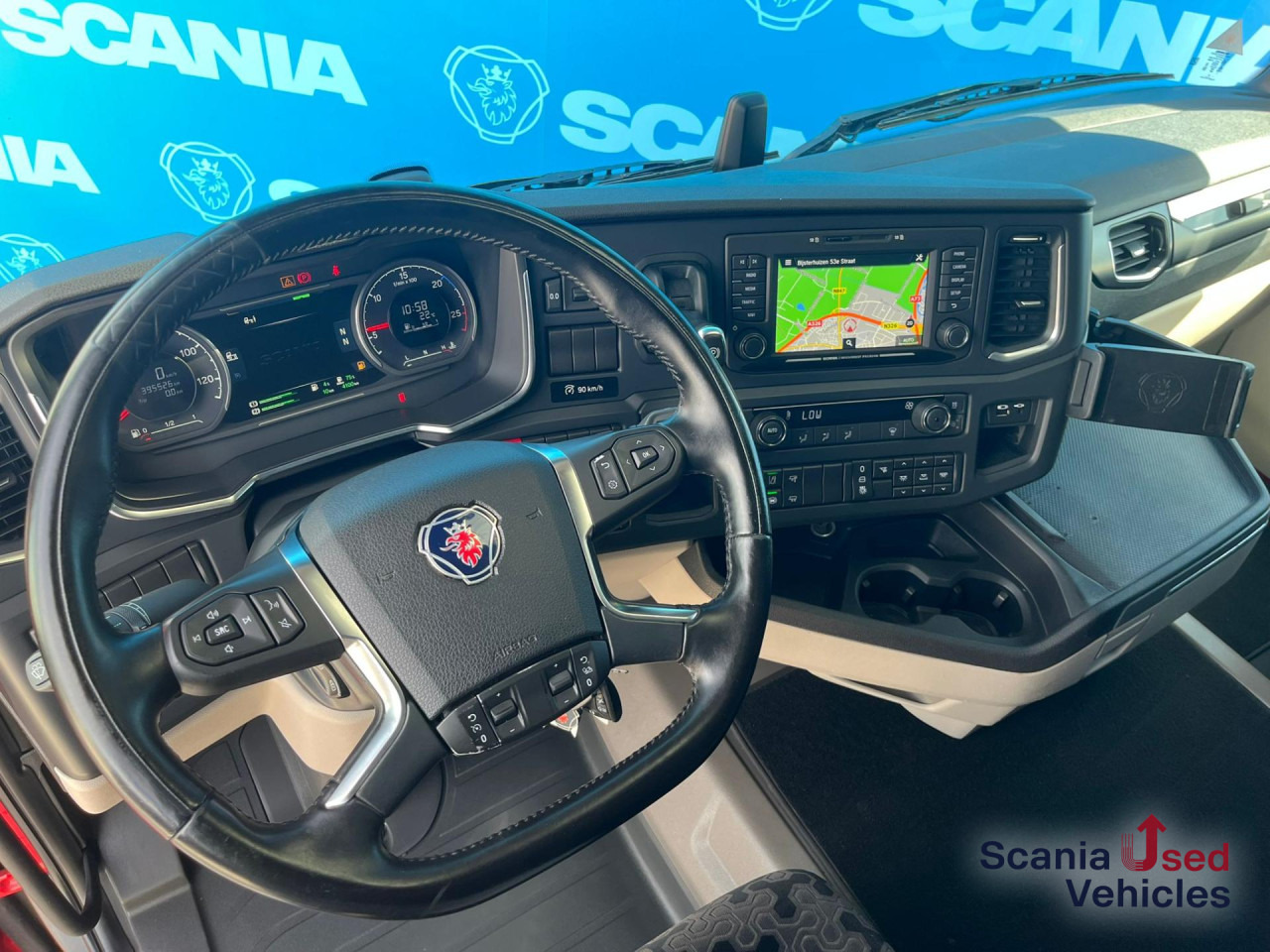 SCANIA R 410 A4x2NA RETARDER LED NAVI - Tracteur routier: photos 3 SCANIA R 410 A4x2NA RETARDER LED NAVI - Tracteur routier: photos 3