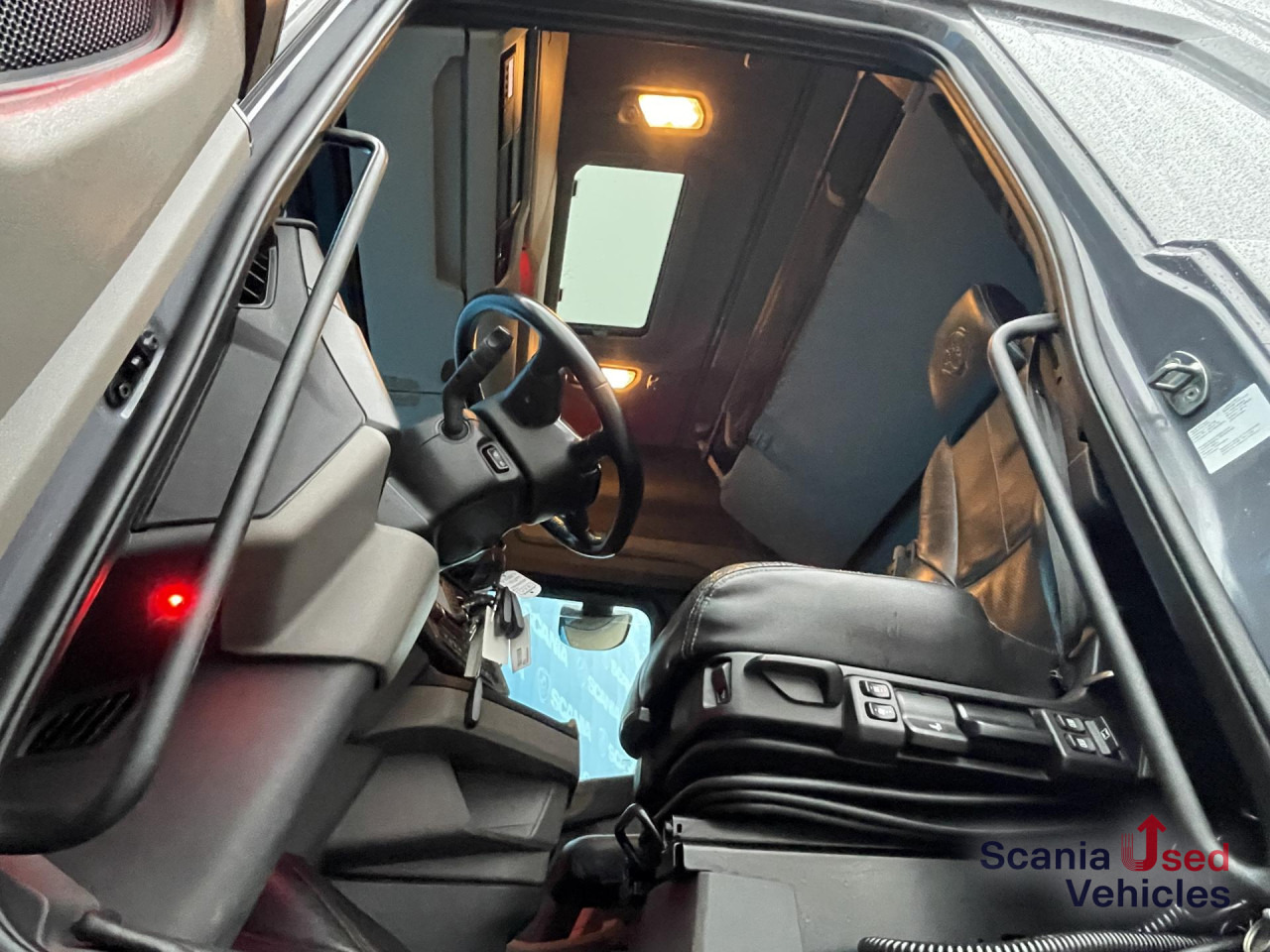 SCANIA S 500 A6x2/4NB DIFF-L RETARDER FULL AIR ACC - Tracteur routier: photos 2 SCANIA S 500 A6x2/4NB DIFF-L RETARDER FULL AIR ACC - Tracteur routier: photos 2