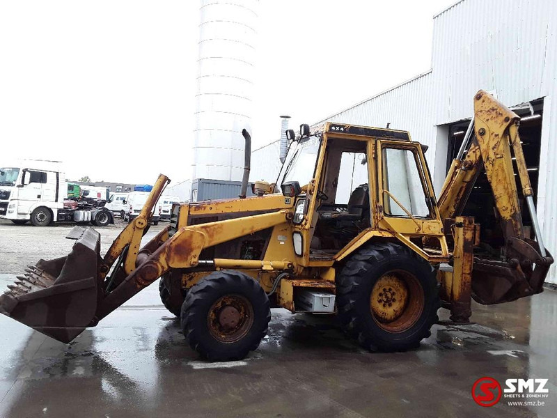 Caterpillar 428 - Tractopelle: photos 5 Caterpillar 428 - Tractopelle: photos 5