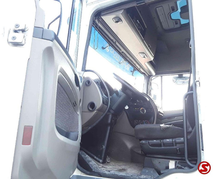 DAF 105 XF 460 6x2 - Camion plateau: photos 5 DAF 105 XF 460 6x2 - Camion plateau: photos 5