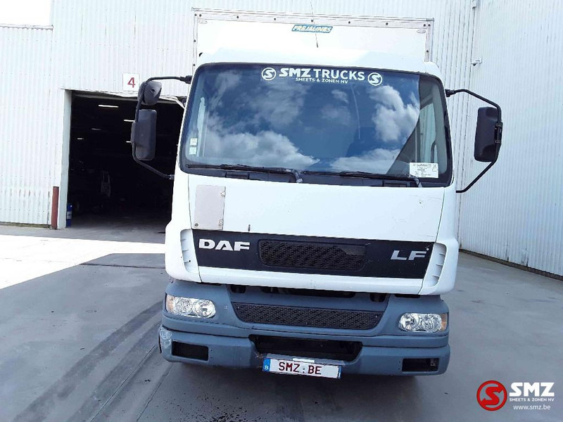 DAF 55 220 - Camion fourgon: photos 2 DAF 55 220 - Camion fourgon: photos 2