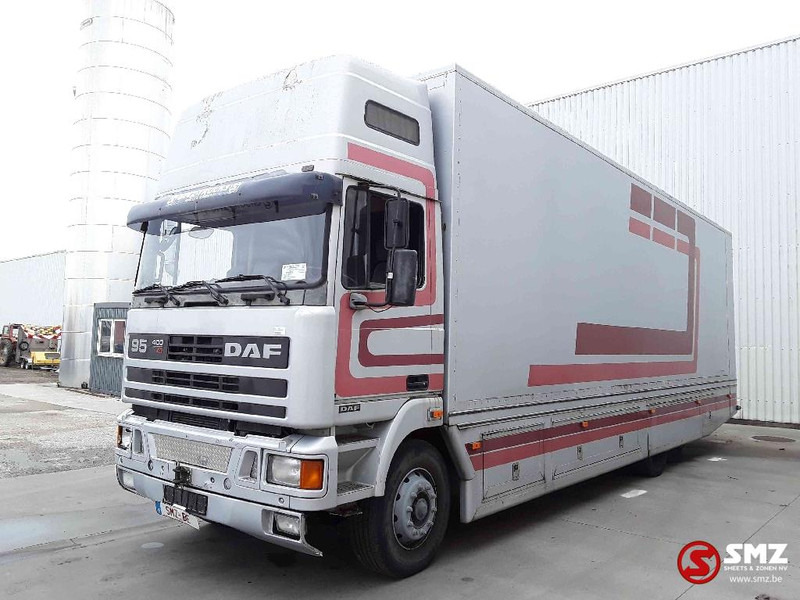DAF 95 400 - Camion fourgon: photos 3 DAF 95 400 - Camion fourgon: photos 3