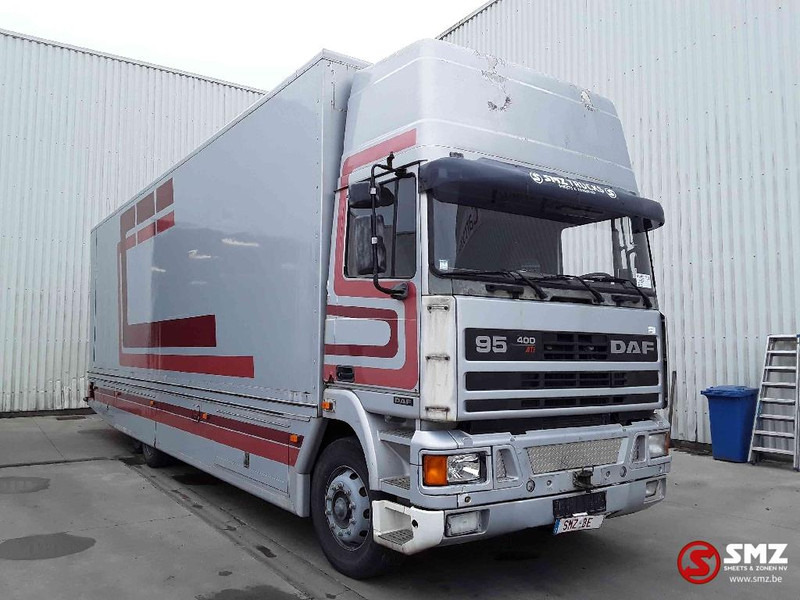 DAF 95 400 - Camion fourgon: photos 1 DAF 95 400 - Camion fourgon: photos 1