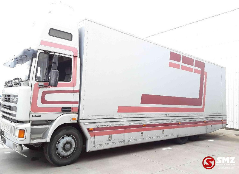 DAF 95 400 - Camion fourgon: photos 5 DAF 95 400 - Camion fourgon: photos 5