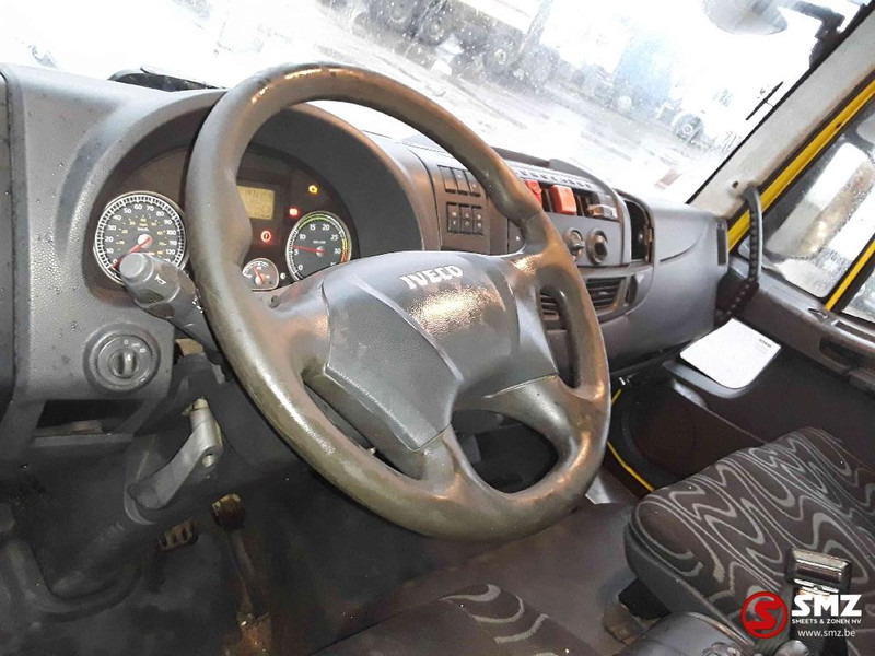 Camion citerne Iveco Eurocargo 190 E 26 13500 L 5 compartments: photos 7 Camion citerne Iveco Eurocargo 190 E 26 13500 L 5 compartments: photos 7