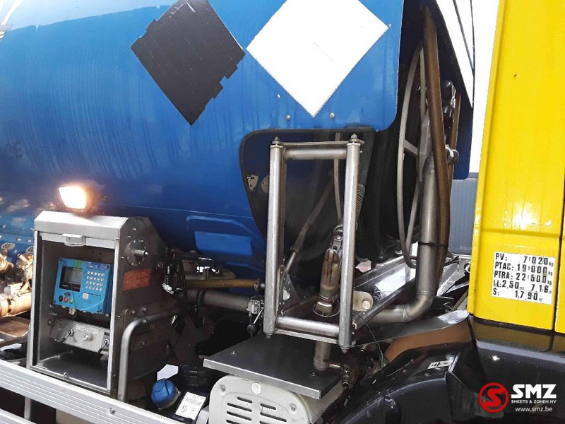 Camion citerne Iveco Eurocargo 190 E 26 13500 L 5 compartments: photos 12 Camion citerne Iveco Eurocargo 190 E 26 13500 L 5 compartments: photos 12