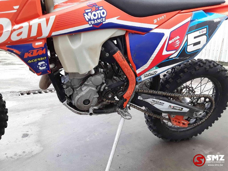 Motocyclette KTM KTM 250: photos 9