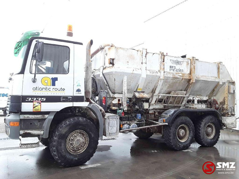 Mercedes-Benz Actros 3335 6x6 88000km manual - Camion pompe: photos 5 Mercedes-Benz Actros 3335 6x6 88000km manual - Camion pompe: photos 5