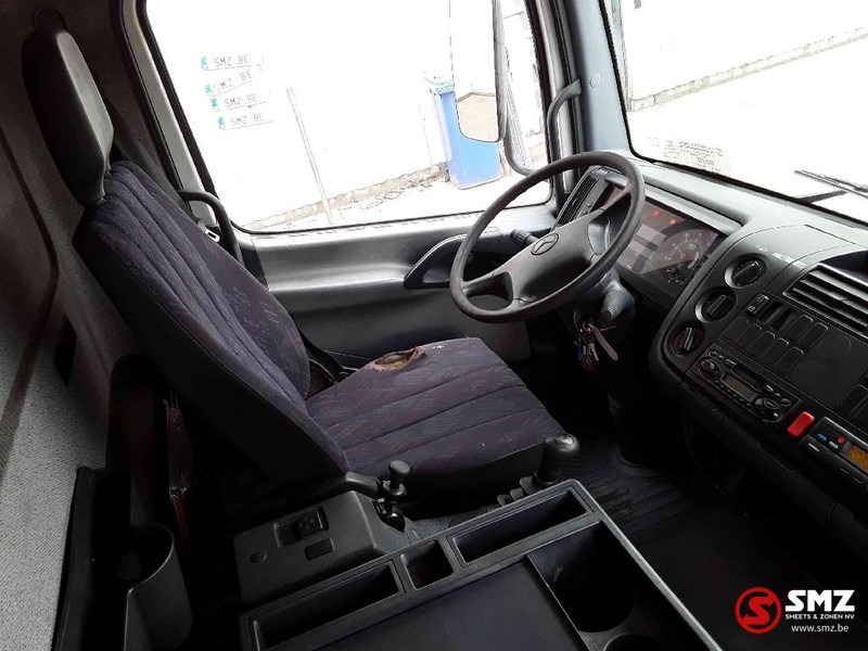Photo d'intérieur 1: Camion fourgon Mercedes-Benz Atego 818