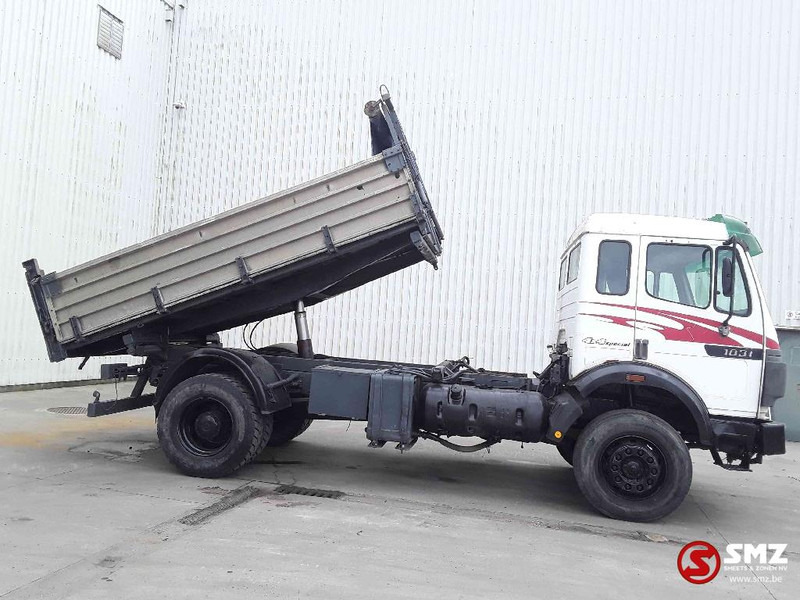 Mercedes-Benz SK 1820 4x4 - Camion benne: photos 4 Mercedes-Benz SK 1820 4x4 - Camion benne: photos 4