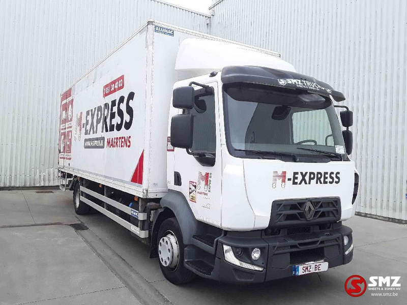 Renault D 12 - Camion fourgon: photos 1 Renault D 12 - Camion fourgon: photos 1