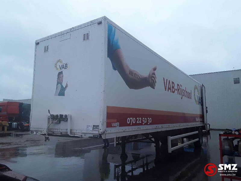 Renders Oplegger - Semi-remorque fourgon: photos 3 Renders Oplegger - Semi-remorque fourgon: photos 3