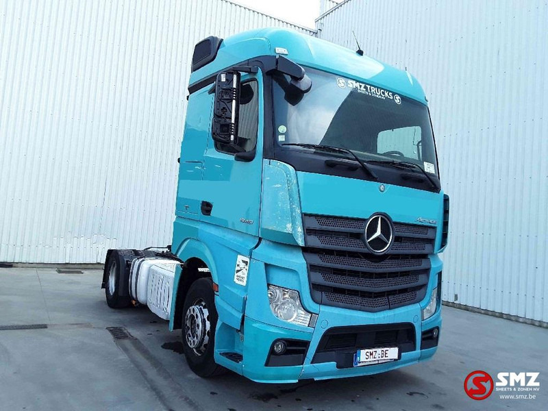 Mercedes-Benz Actros 1840 problem cilinderhead - Tracteur routier: photos 1 Mercedes-Benz Actros 1840 problem cilinderhead - Tracteur routier: photos 1