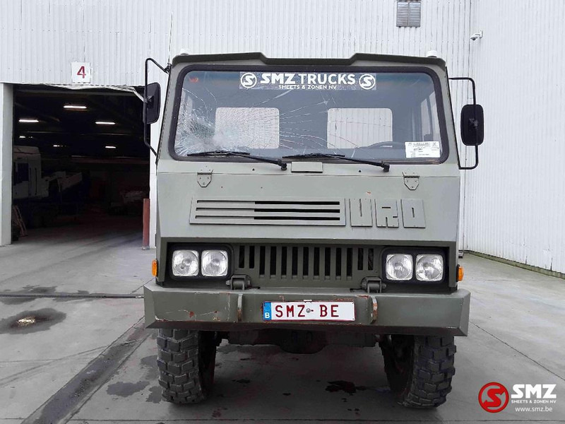 Urovesa 4x4 - Camion plateau: photos 2 Urovesa 4x4 - Camion plateau: photos 2