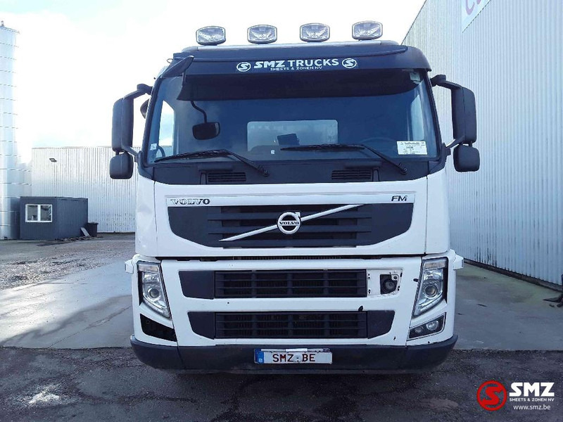 Volvo FM 390 - Camion citerne: photos 2 Volvo FM 390 - Camion citerne: photos 2