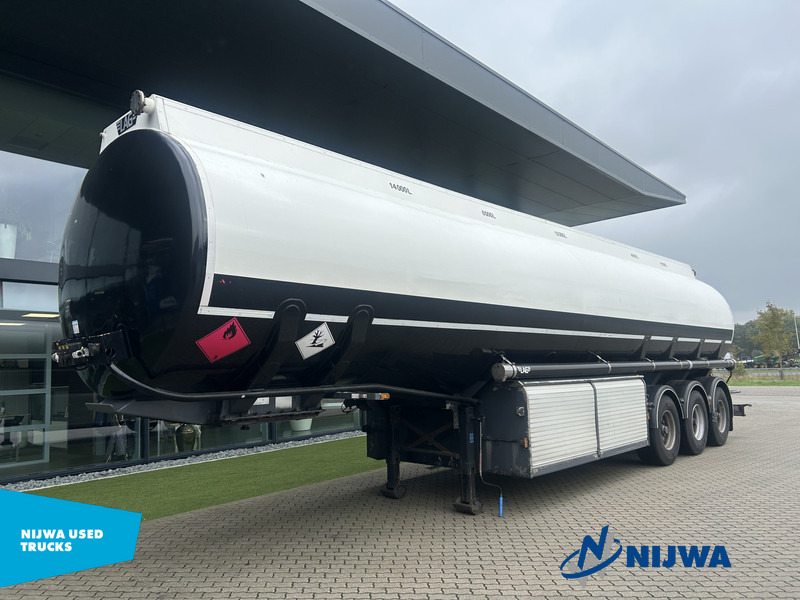 LAG O-3-43 EXPORT ONLY + New MOT - Semi-remorque citerne: photos 1 LAG O-3-43 EXPORT ONLY + New MOT - Semi-remorque citerne: photos 1