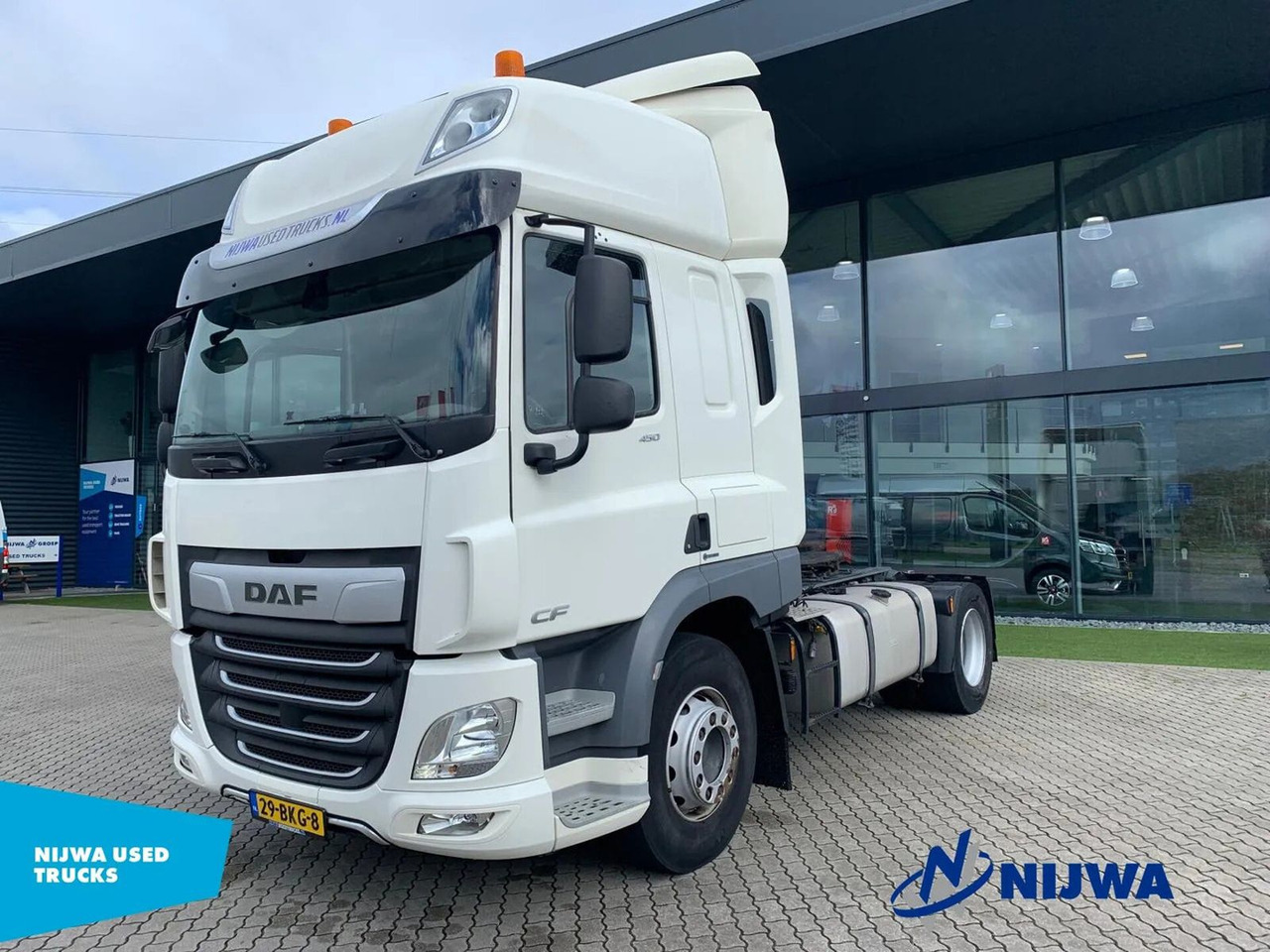 DAF CF 450 4X2 Standkachel + Koelkast - Tracteur routier: photos 1 DAF CF 450 4X2 Standkachel + Koelkast - Tracteur routier: photos 1