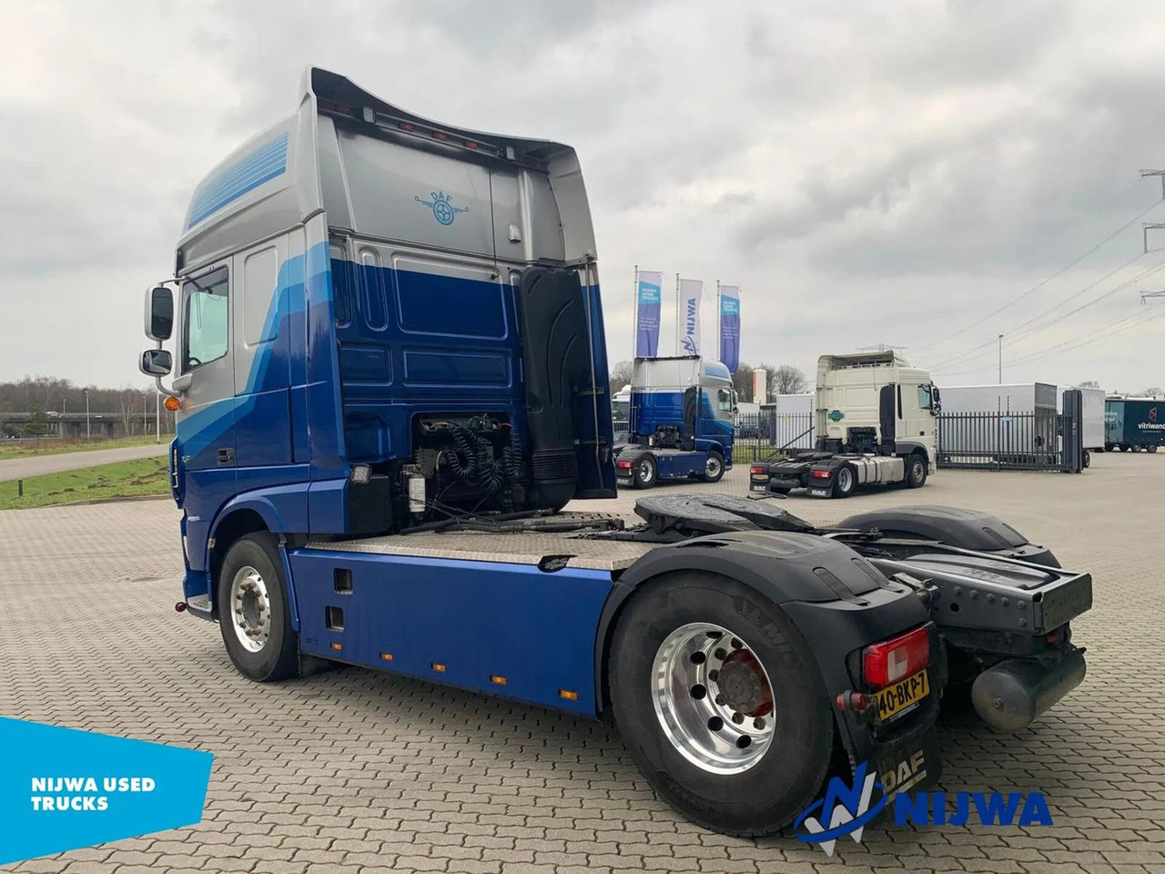 DAF XF 480 4X2 Hydrauliek + Schuifschotel - Tracteur routier: photos 4 DAF XF 480 4X2 Hydrauliek + Schuifschotel - Tracteur routier: photos 4