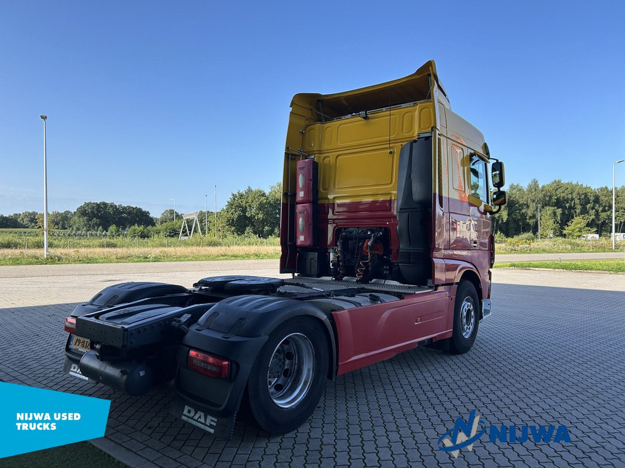 DAF XF 480 4x2 Airflow + Standkachel - Tracteur routier: photos 3 DAF XF 480 4x2 Airflow + Standkachel - Tracteur routier: photos 3