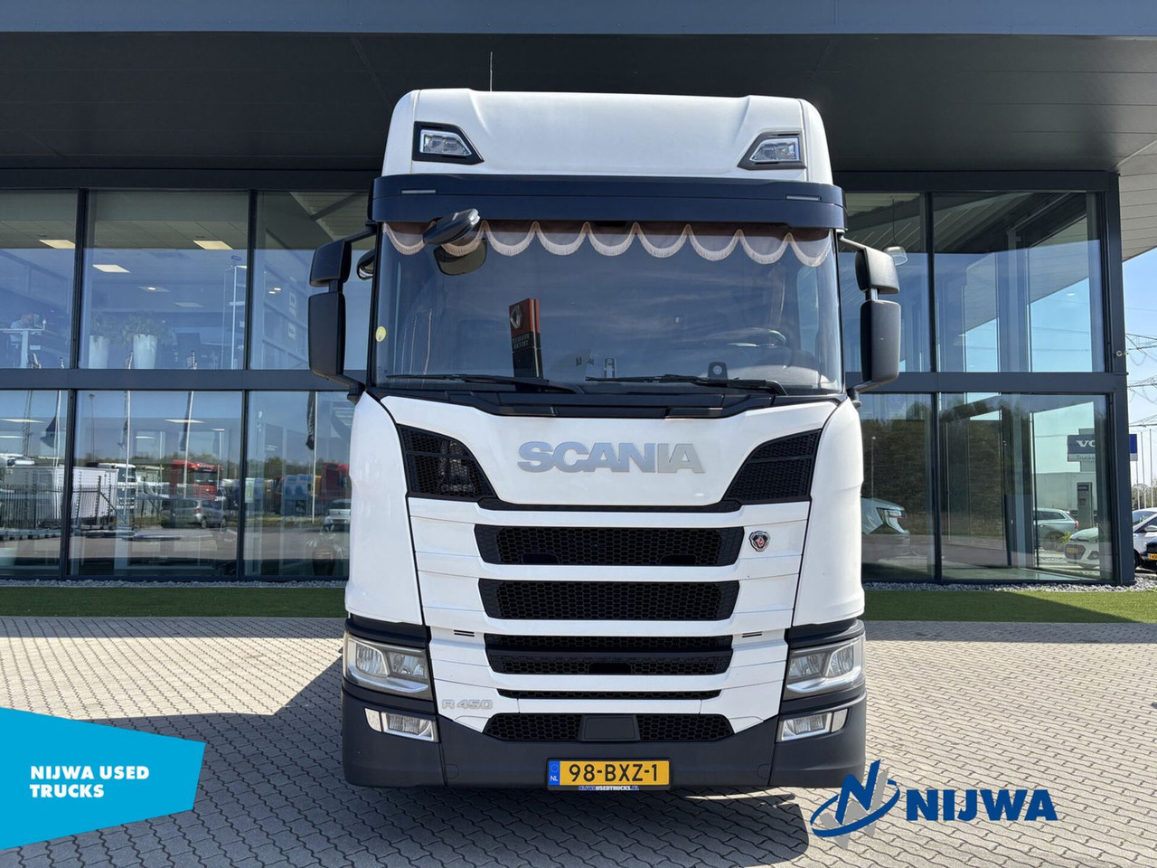 Scania R 450 4x2 Retarder + Navigatie - Tracteur routier: photos 5 Scania R 450 4x2 Retarder + Navigatie - Tracteur routier: photos 5