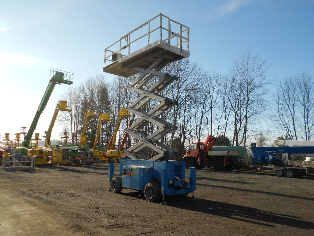 Genie GS4069BE, Hybrid, Allrad, Stützen, AH 14 m - Nacelle ciseaux: photos 4 Genie GS4069BE, Hybrid, Allrad, Stützen, AH 14 m - Nacelle ciseaux: photos 4