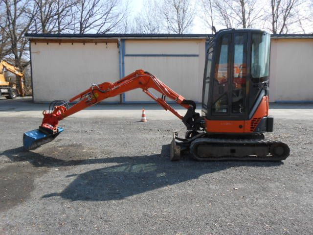 Hitachi ZX22U-2CLR , Powertilt Hitachi ZX22U-2CLR , Powertilt - Mini pelle: photos 1 Hitachi ZX22U-2CLR , Powertilt Hitachi ZX22U-2CLR , Powertilt - Mini pelle: photos 1