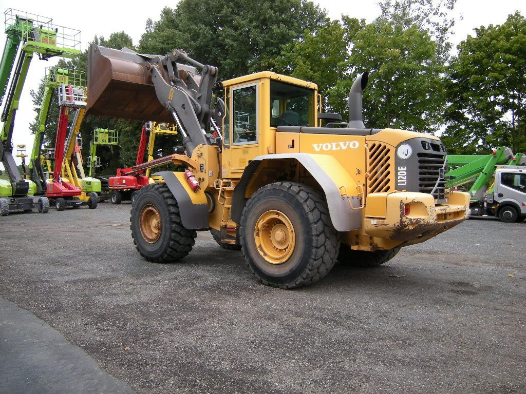 Volvo L 120 E - Chargeuse sur pneus: photos 3 Volvo L 120 E - Chargeuse sur pneus: photos 3