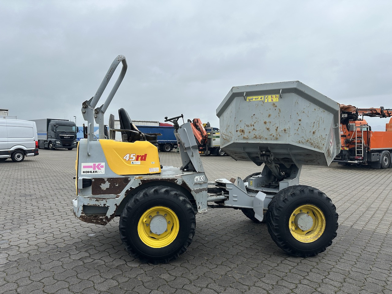 Neuson Menzi Mucki 45rd Dumper - Engins de chantier: photos 5 Neuson Menzi Mucki 45rd Dumper - Engins de chantier: photos 5