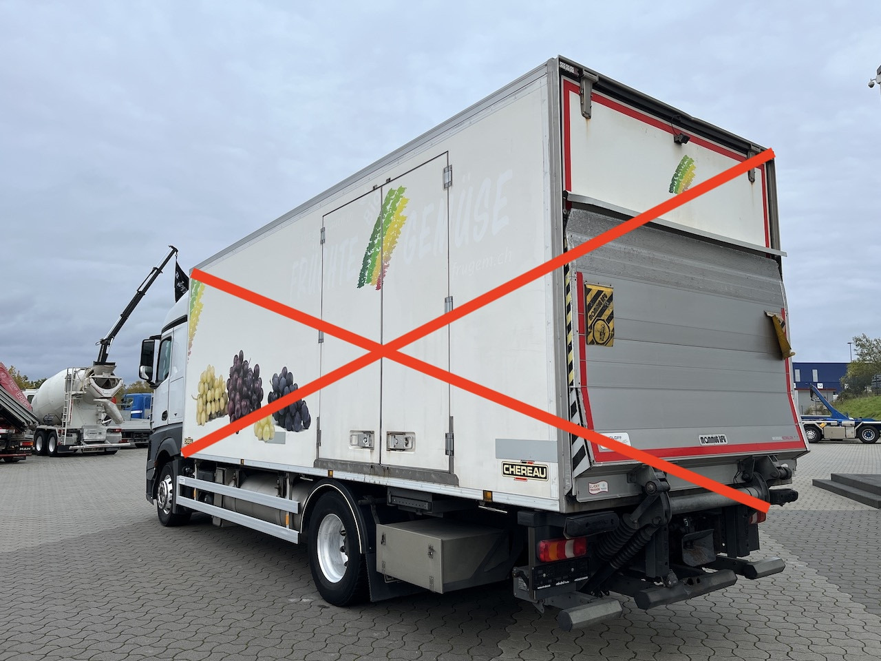 Mercedes-Benz 1842 4x2 FAHRGESTELL - Camion porte-conteneur/ Caisse mobile: photos 3 Mercedes-Benz 1842 4x2 FAHRGESTELL - Camion porte-conteneur/ Caisse mobile: photos 3