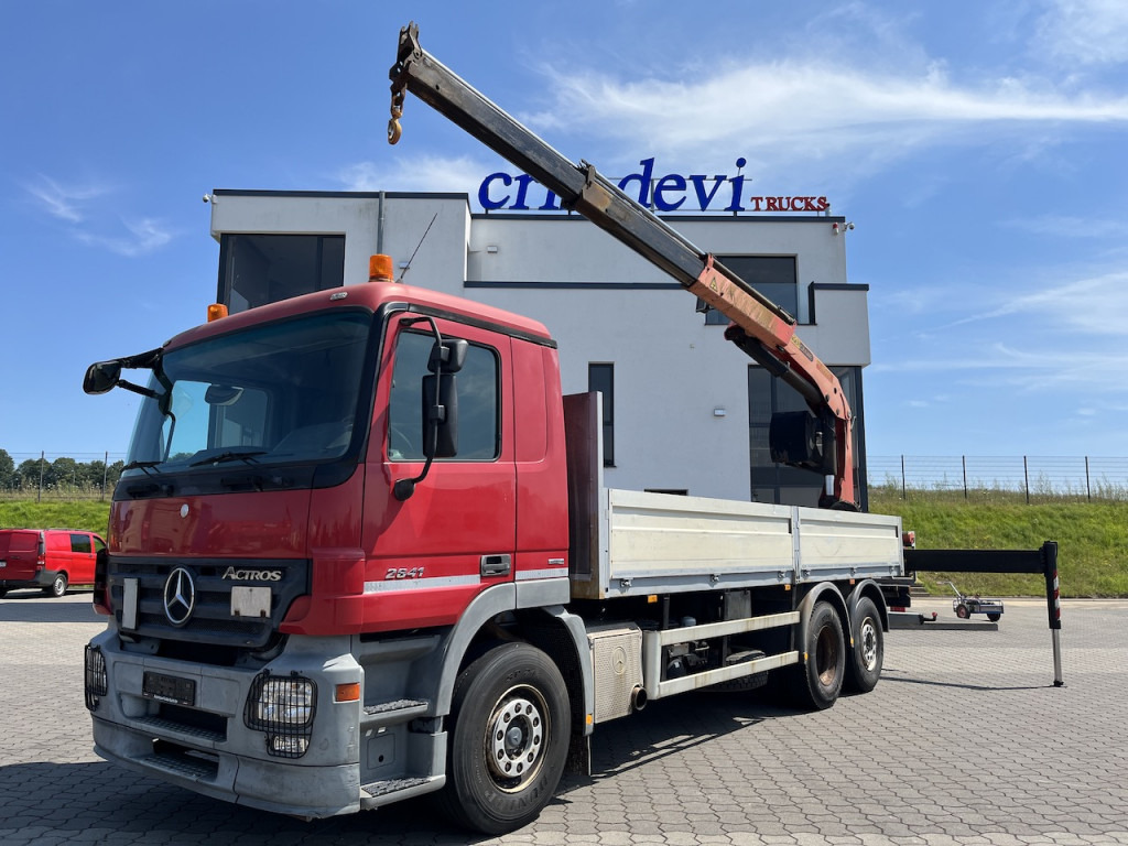Camion grue, Camion plateau Mercedes-Benz 2641 6x2  Palfinger PK 18500