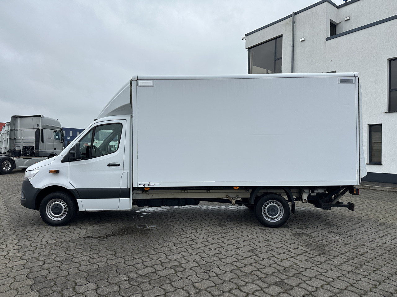 Mercedes-Benz Sprinter 319 CDI Koffer LBW RFK SH Tempomat - Fourgon grand volume: photos 4 Mercedes-Benz Sprinter 319 CDI Koffer LBW RFK SH Tempomat - Fourgon grand volume: photos 4
