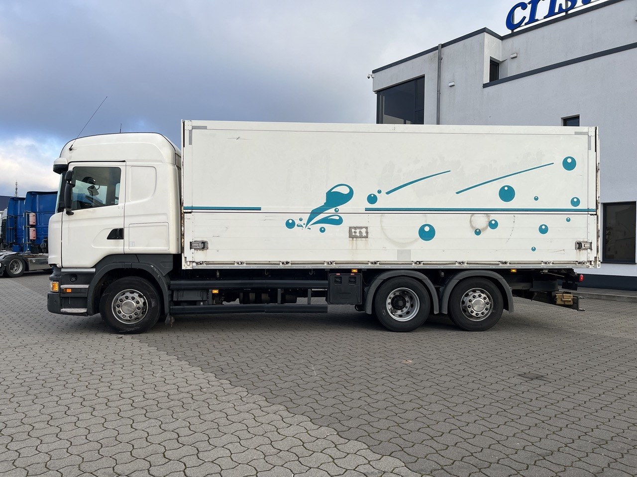 Scania R 450 6x2 Geränke Lenkachse Retarder - Camion fourgon: photos 4 Scania R 450 6x2 Geränke Lenkachse Retarder - Camion fourgon: photos 4