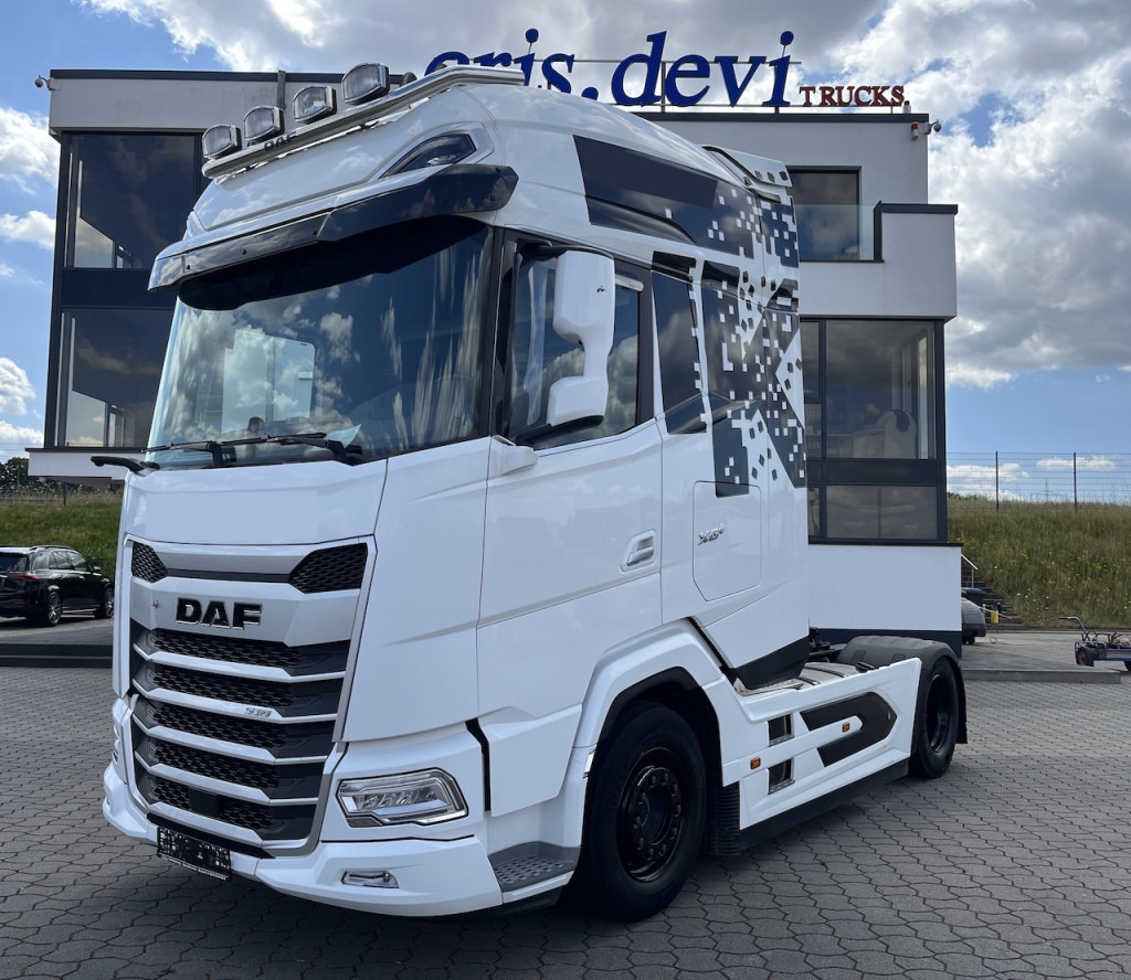 Daf XG+ 530 FT 4x2 Sattelzugmaschine Garantie - Tracteur routier: photos 1 Daf XG+ 530 FT 4x2 Sattelzugmaschine Garantie - Tracteur routier: photos 1
