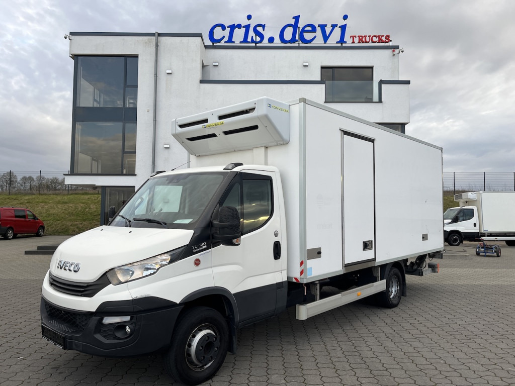 Iveco 70C18 Daily Kühlkoffer mit Ladebordwand Konvekta - Véhicule utilitaire: photos 1 Iveco 70C18 Daily Kühlkoffer mit Ladebordwand Konvekta - Véhicule utilitaire: photos 1